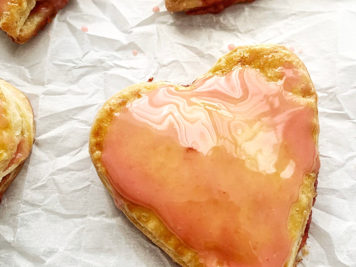 Simple Strawberry Compote and Homemade&nbsp;Pop-Tarts